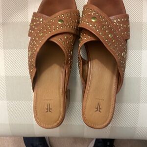 Frye sandal. Never worn size 7.5